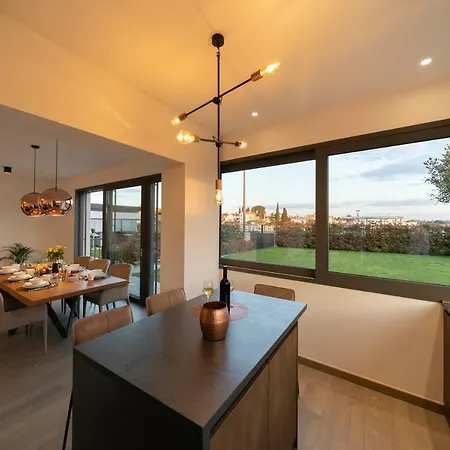 Unique Luxury Designers * זאדאר