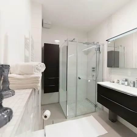 Unique Luxury Designers *