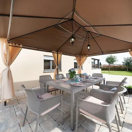 דירה Unique Luxury Designers