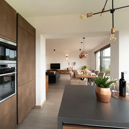 Unique Luxury Designers * זאדאר