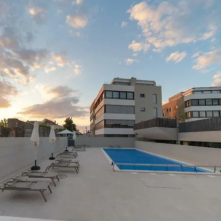 Unique Luxury Designers * Zara