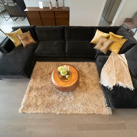 Unique Luxury Designers * Zara