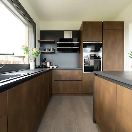 Unique Luxury Designers Apartment