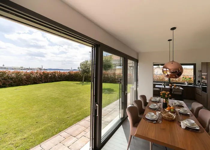 Unique Luxury Designers Апартаменты *