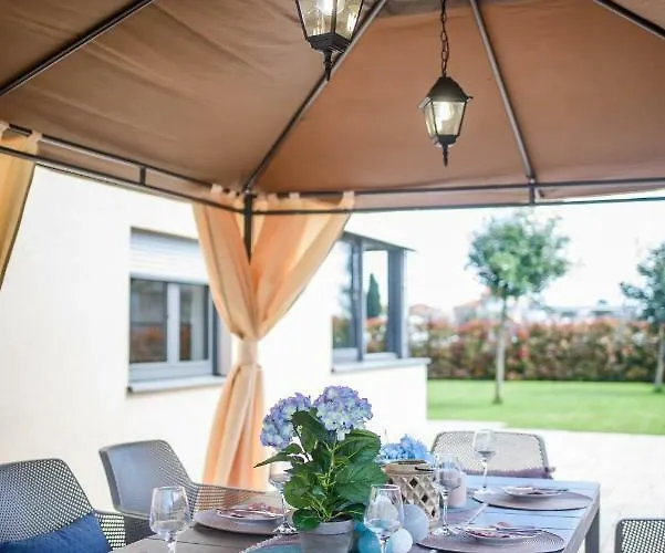 Unique Luxury Designers *